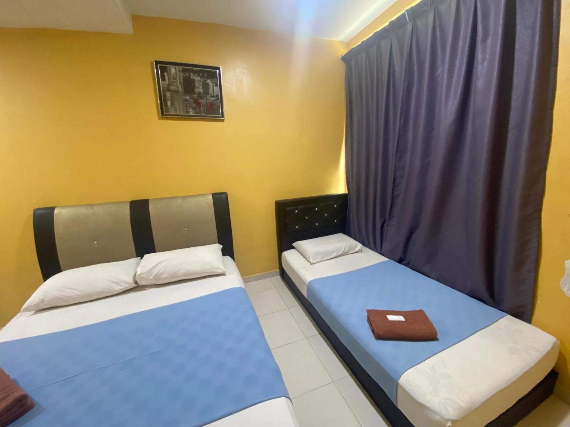 Oyo 91065 Hotel De Anjung Muadzam Shah Zewnętrze zdjęcie