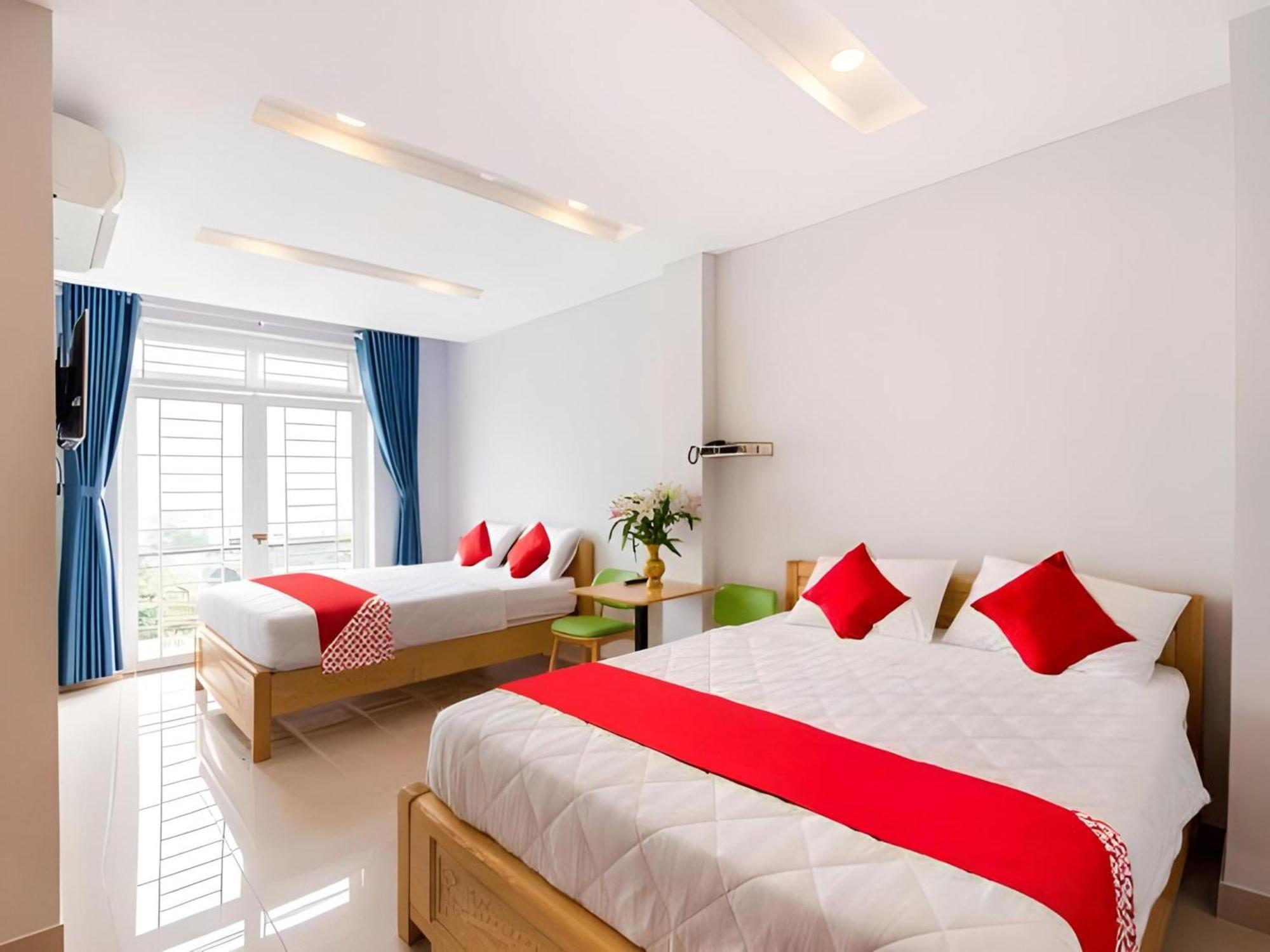 Oyo 91065 Hotel De Anjung Muadzam Shah Zewnętrze zdjęcie